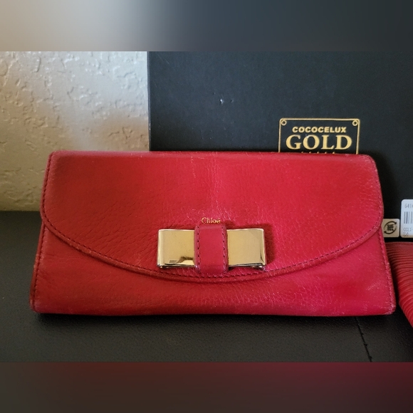 Louis Vuitton, Chloe And Cococelux Gold Wallets - Picture 9 of 13